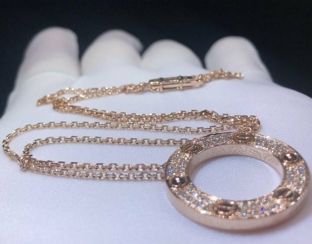 Chaine de Luxe Cartier Love en Acier Inoxydable