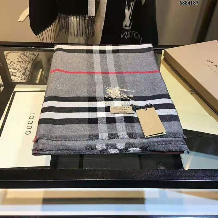 Châles Burberry en fil femme