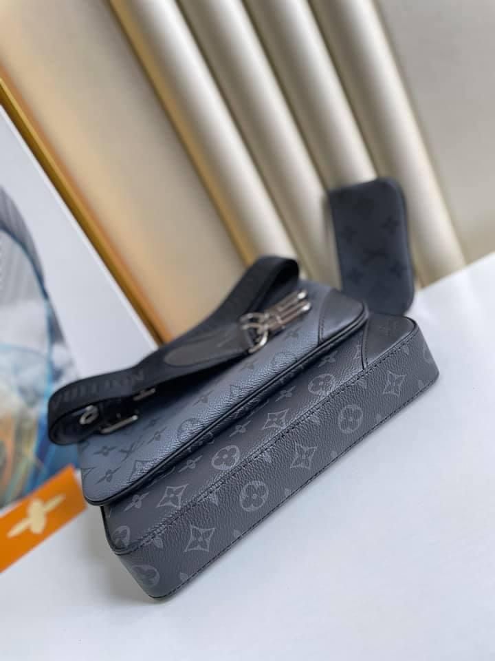 Sac a Bandouliére multipochette Louis Vuitton homme