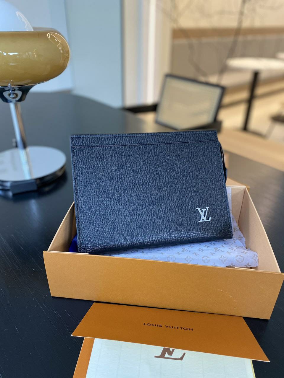 Pochette a main Louis Vuitton Homme
