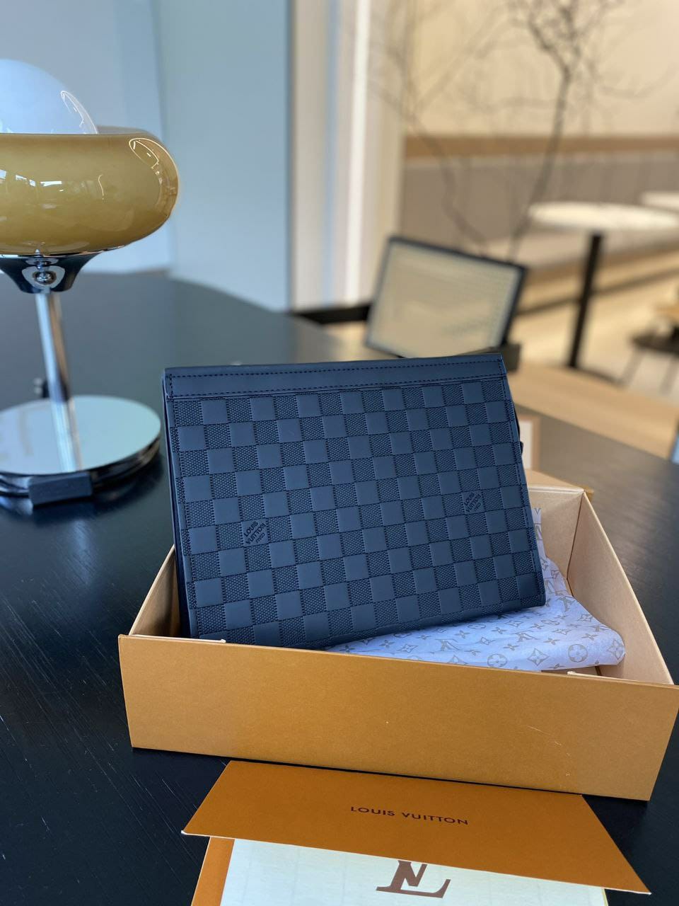 Pochette a main Louis Vuitton Homme