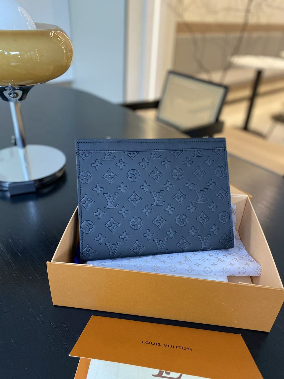 Pochette a main Louis Vuitton Homme