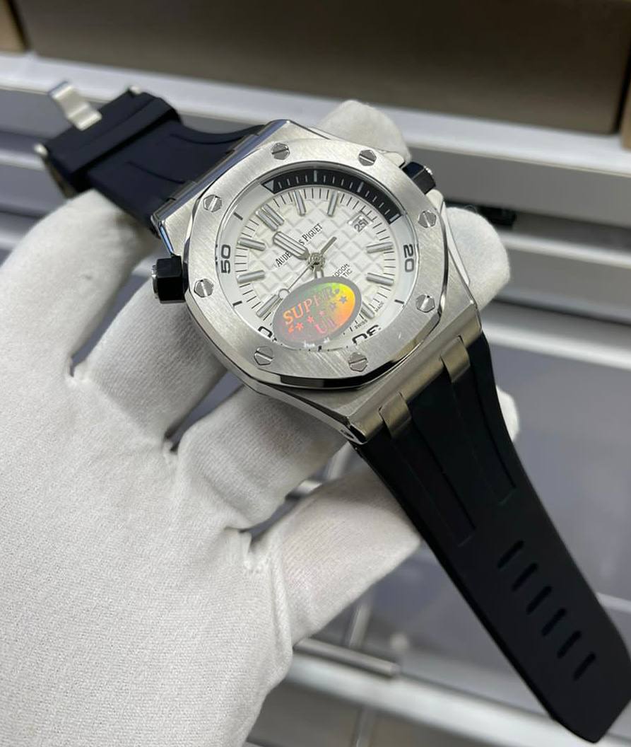 Montre Audemars Piguet Homme a bracelet en Caoutchouc Automatique