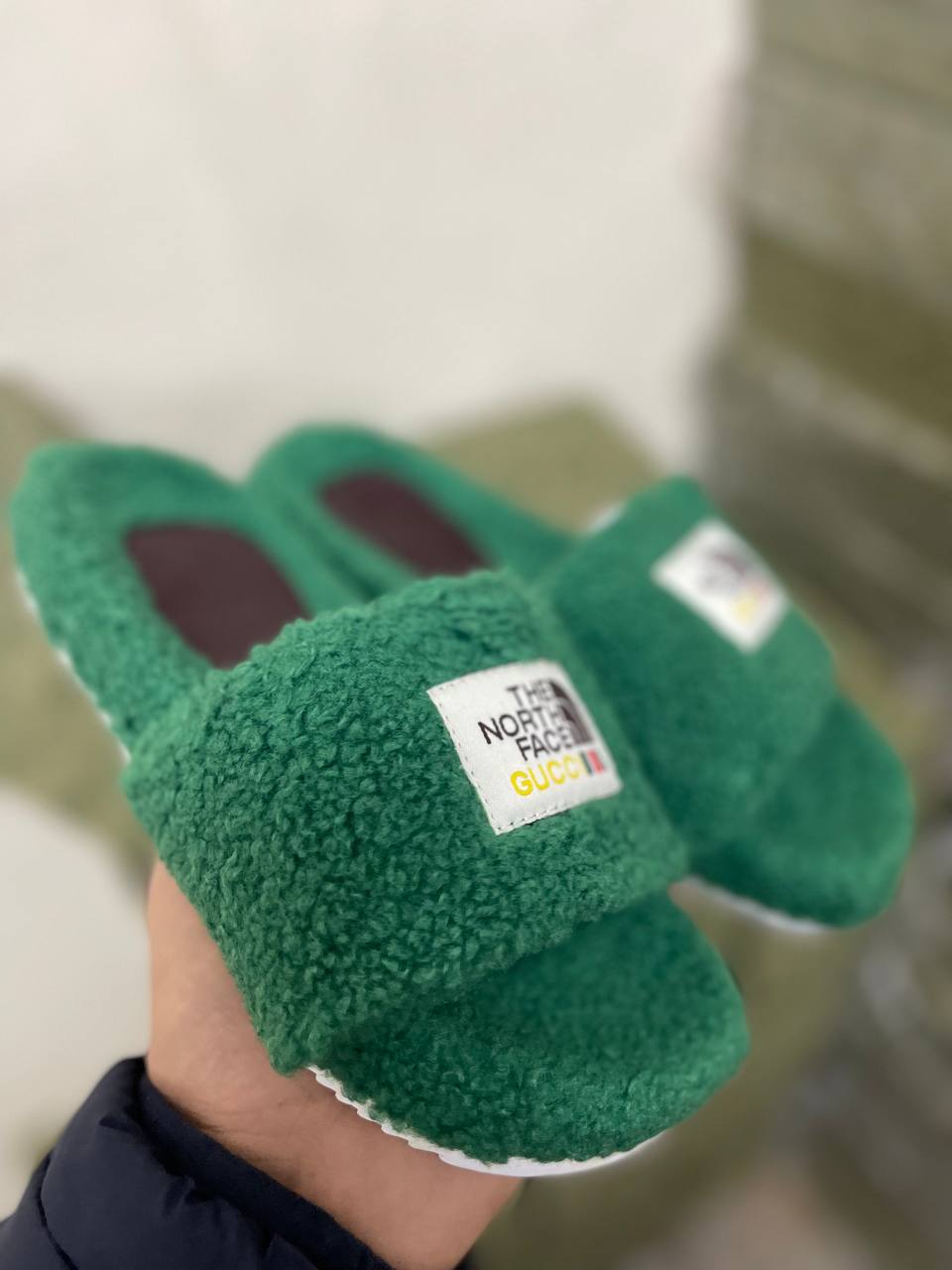 Pantoufles Gucci North face