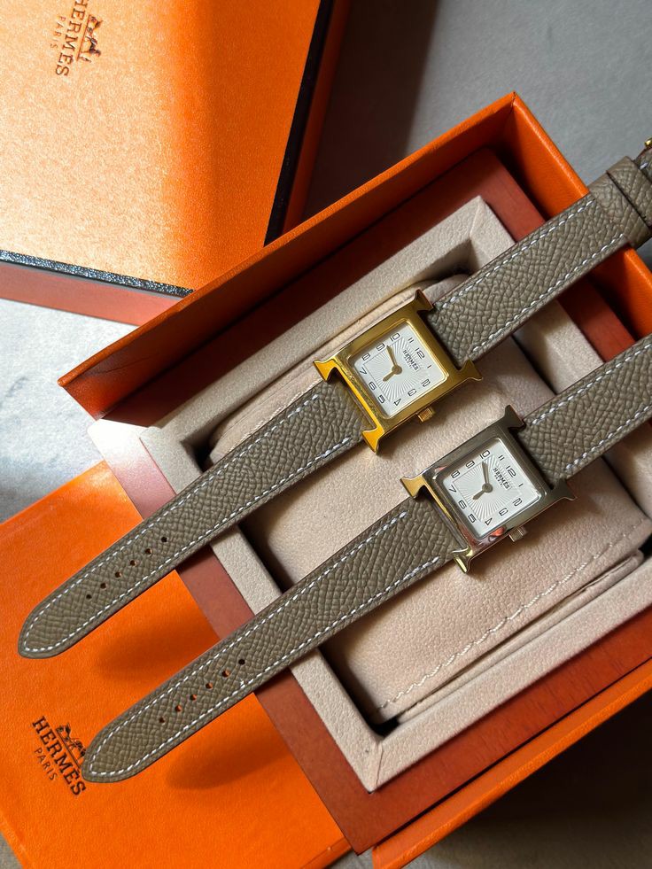 Montre Hermès a Bracelet Vrai Cuir