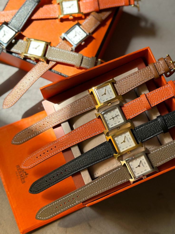 Montre Hermès a Bracelet Vrai Cuir