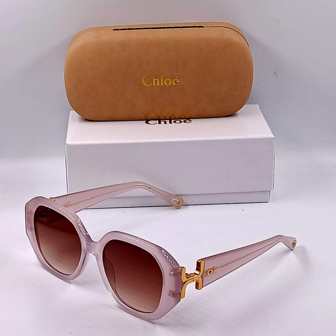 Lunette Solaire Chloè femme avec boite Verre UV et Antireflet Livré avec boite et accessoites Chloè