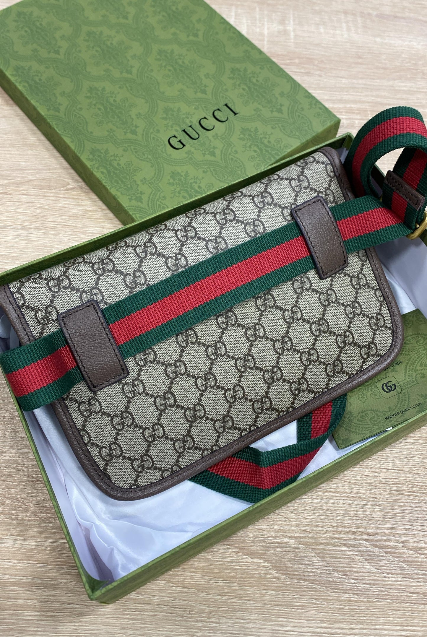 Pochette Gucci en Vrai Cuir Homme A bandoulière