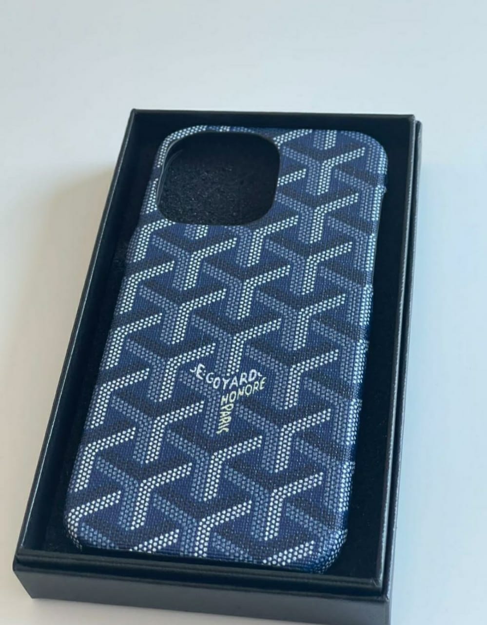 Coque Goyatd en Cuir pour Iphone 15 pro max