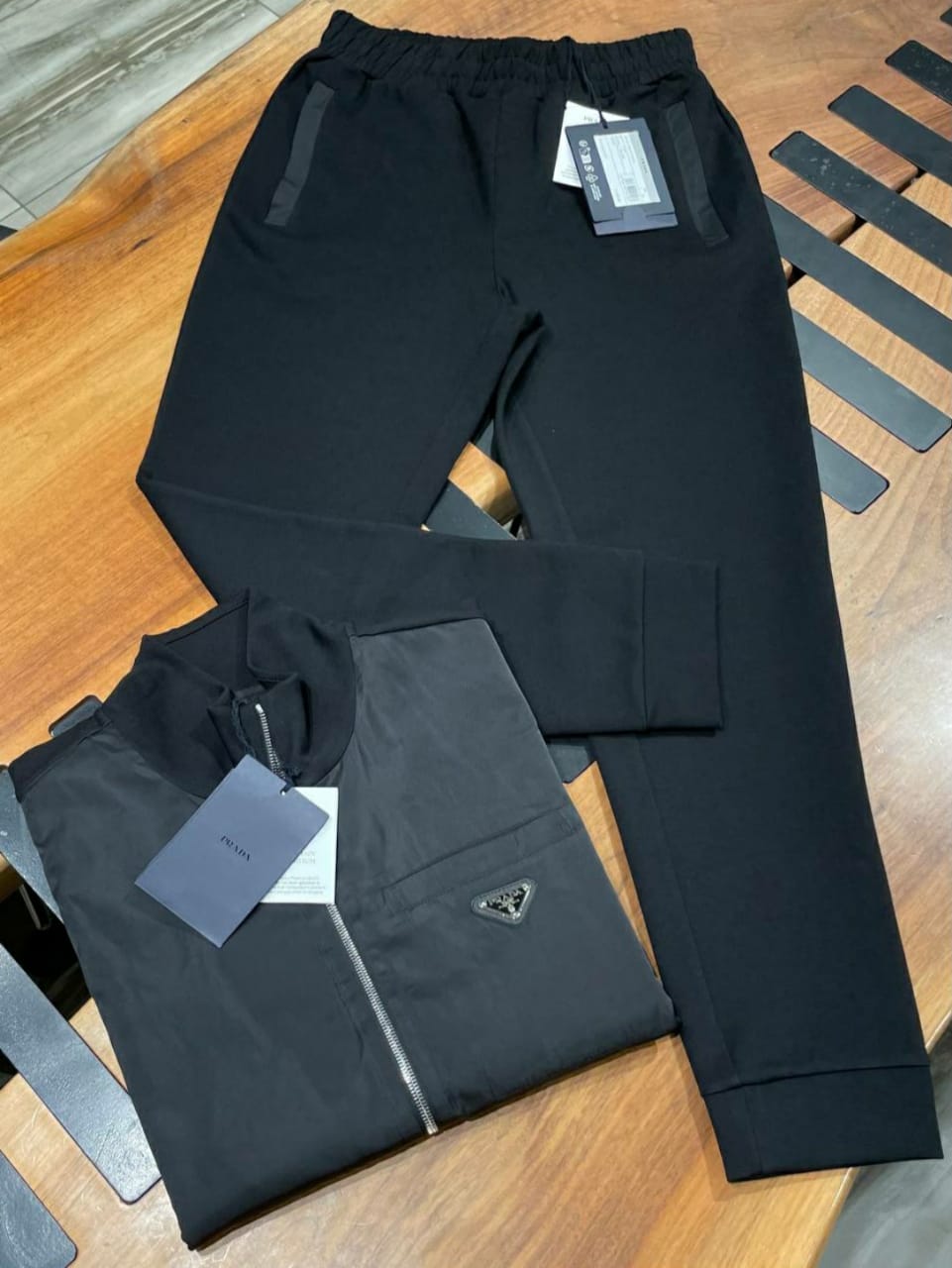Survette Prada Homme