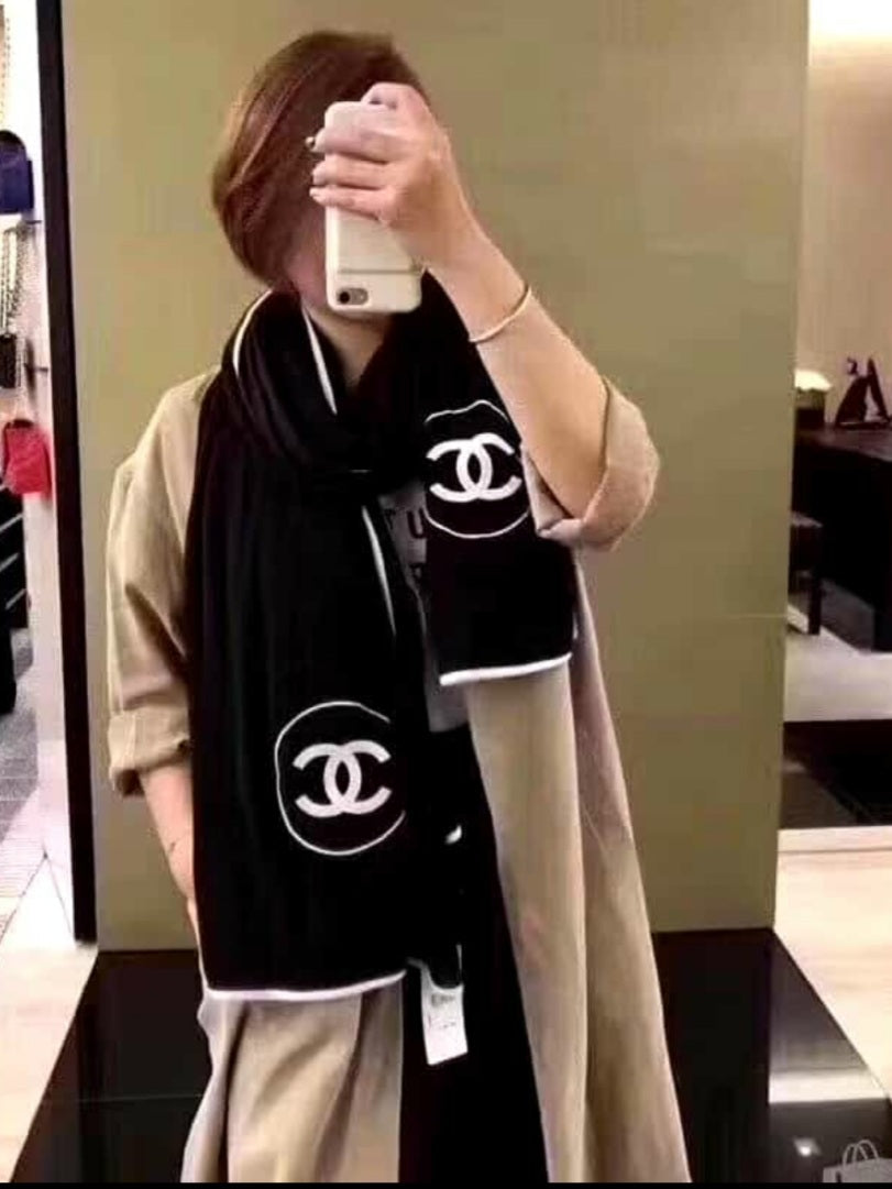 Châle en Vrai Soie Chanel femme