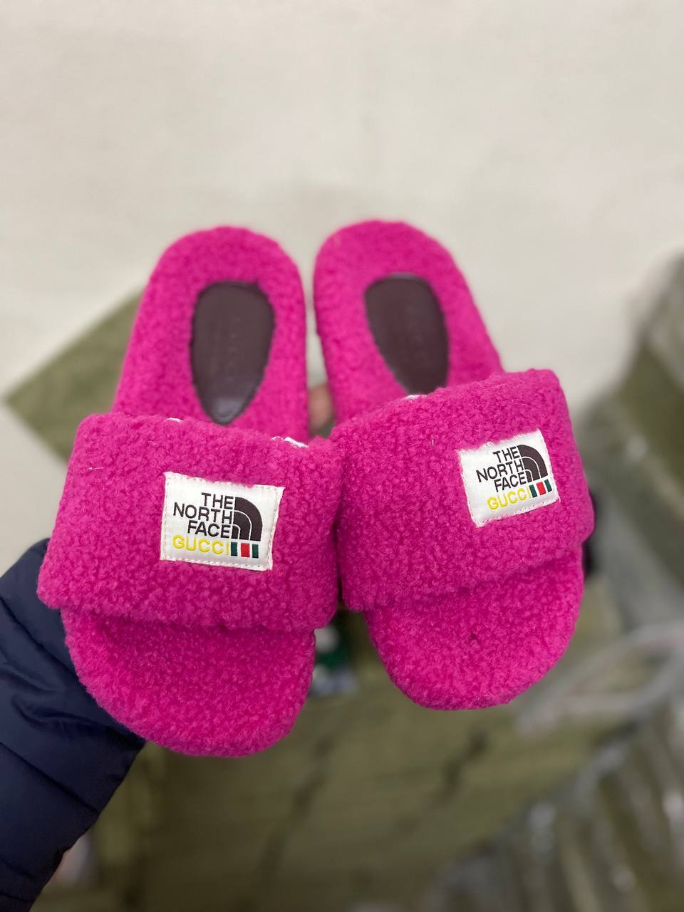 Pantoufles Gucci North face