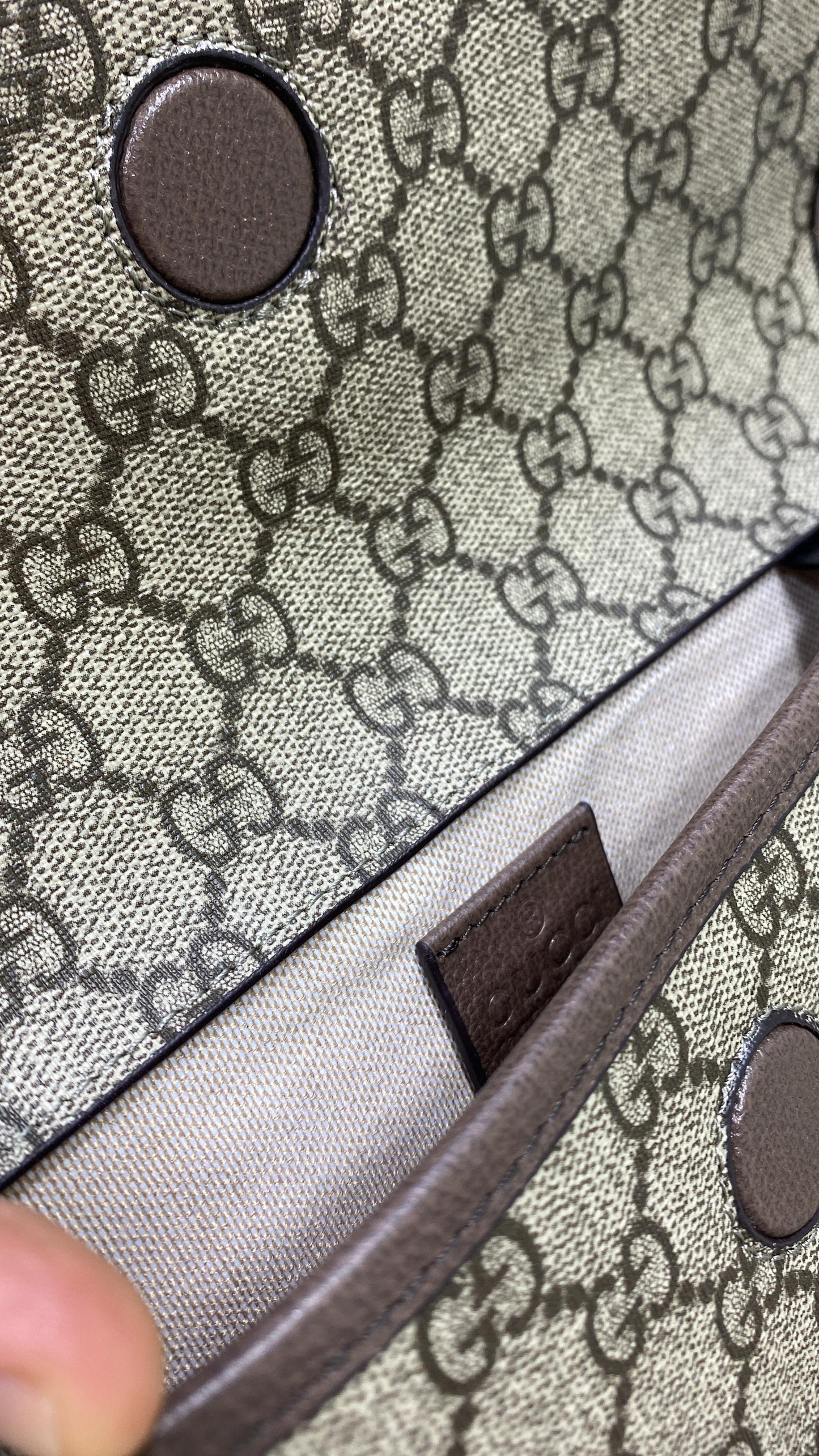 Pochette Gucci en Vrai Cuir Homme A bandoulière