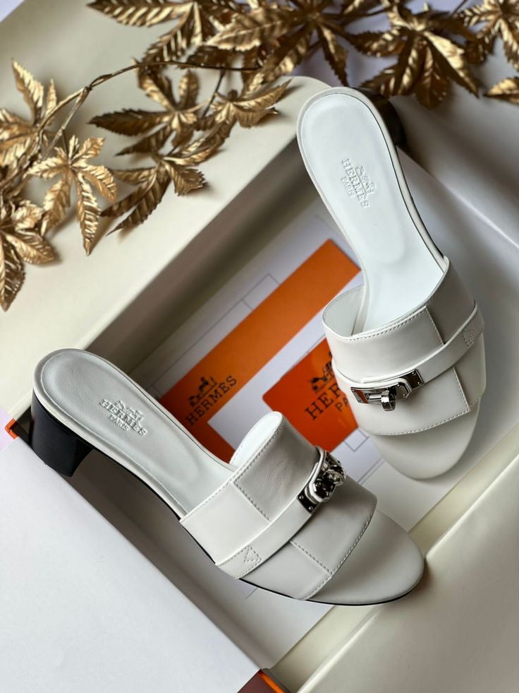 Sandale Hermès à talons En Vrai Cuir