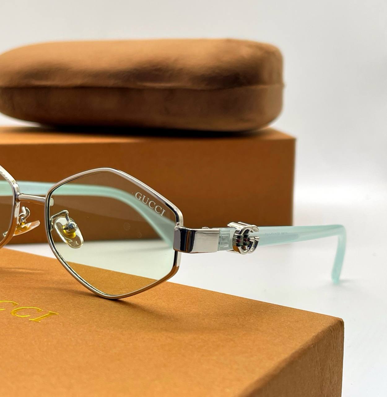Lunette Solaire Gucci GC8712