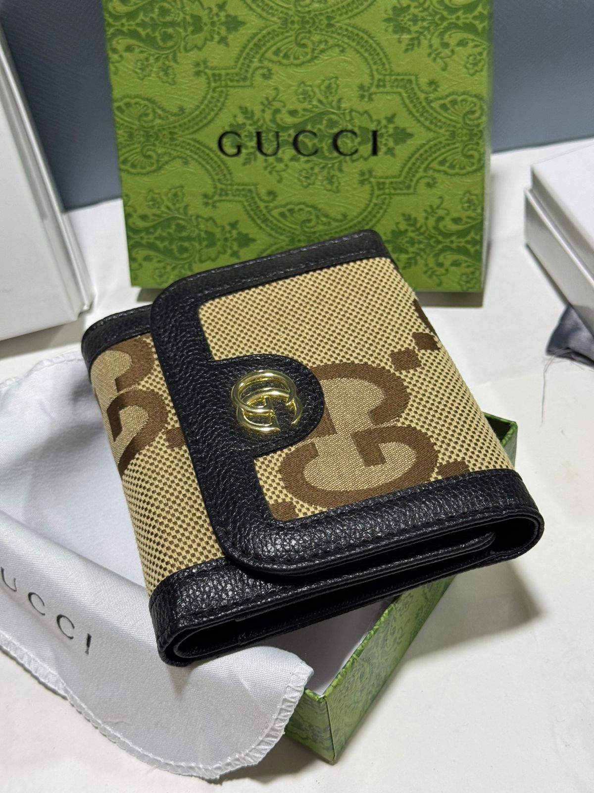 Porte Feuille Gucci en Cuir Avec Boite