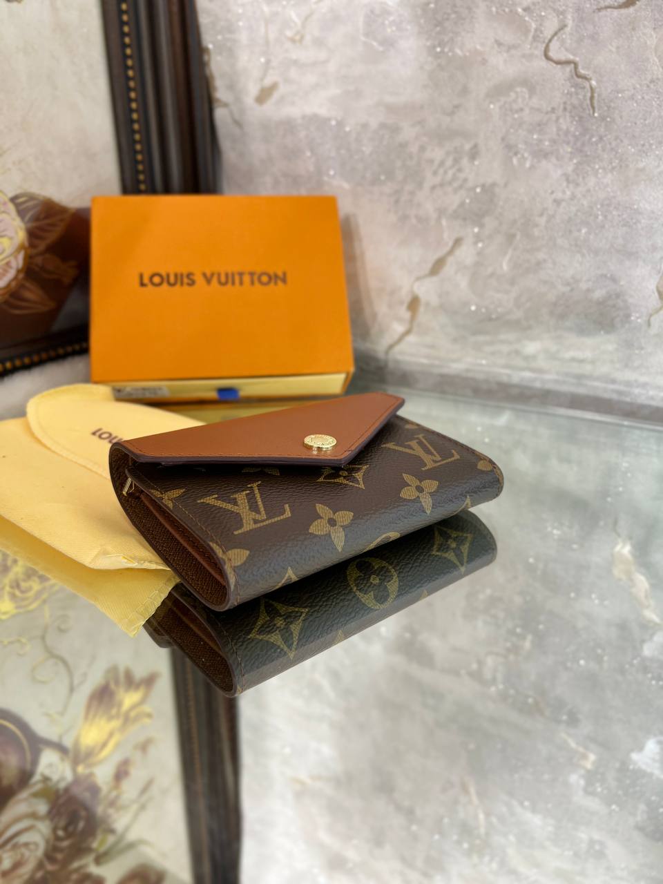 Porte feuille Louis Vuitton en Couleurs