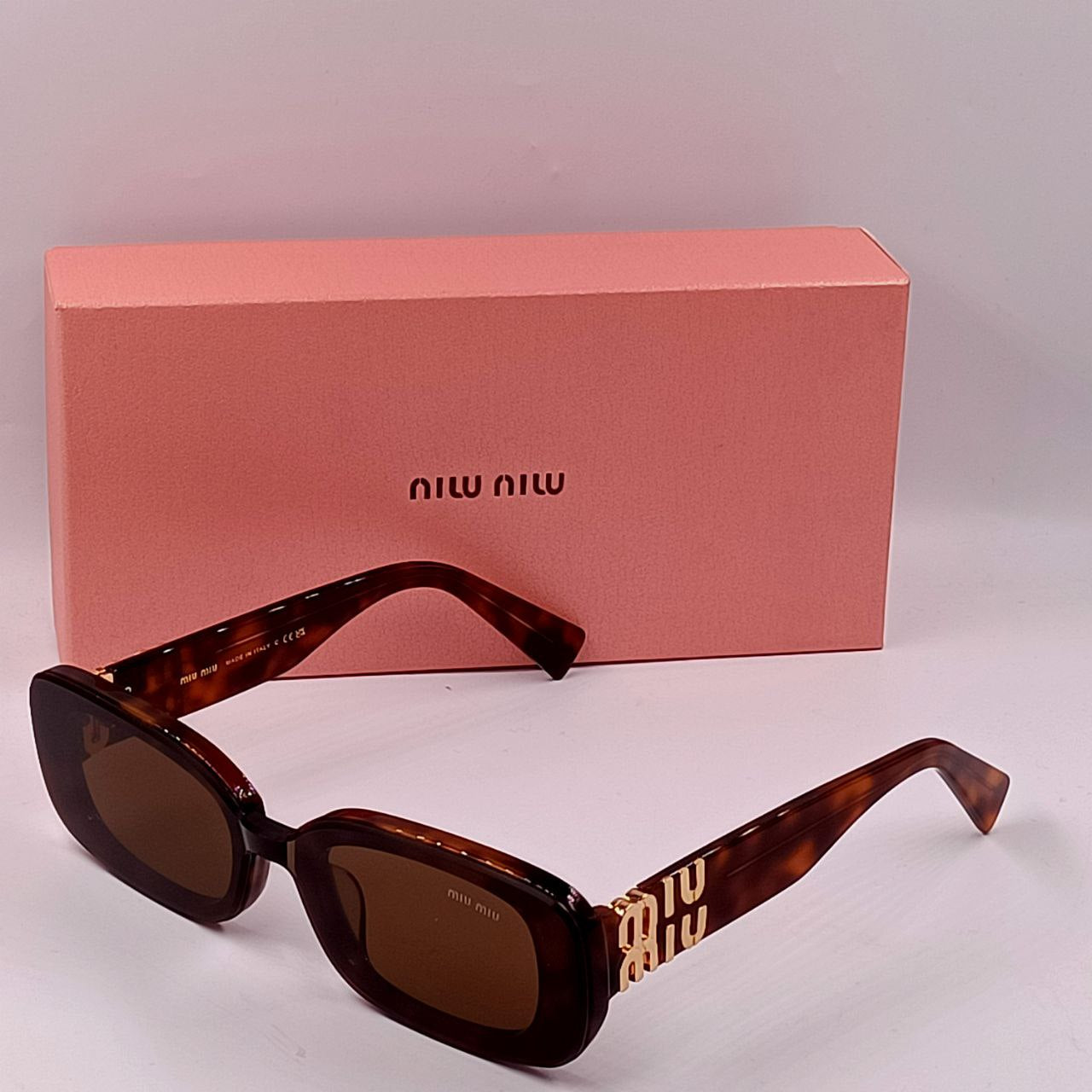 Lunette Solaire Miu Miu UV