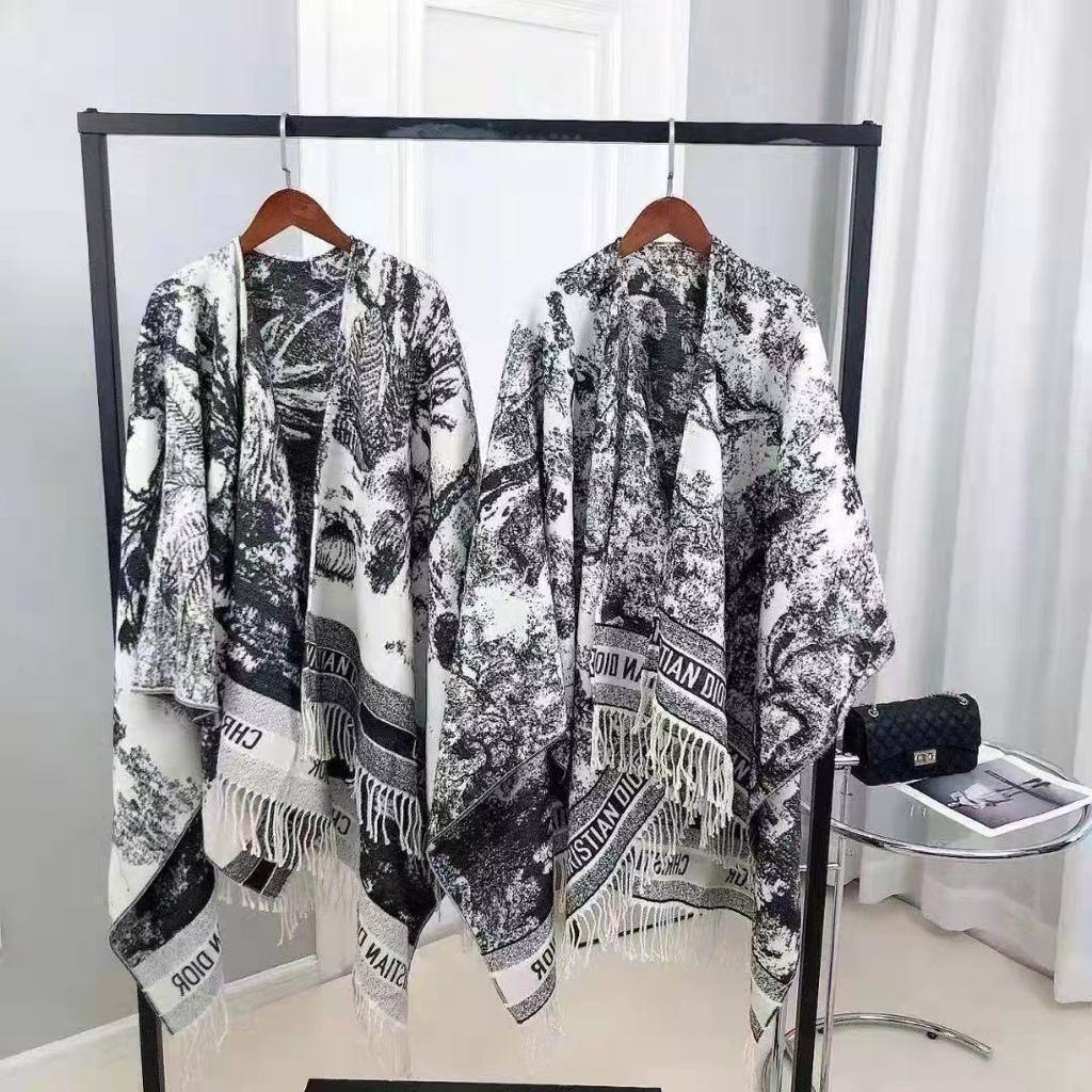 Châles Poncho Christian Dior en Cachemire
