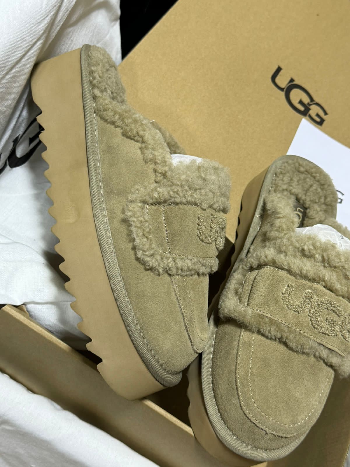 Pantoufle UGG Pour Femme
