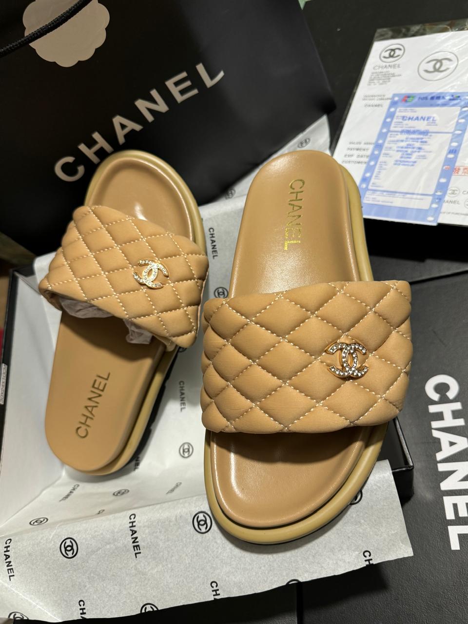 Sandale Chanel En Couleurs Cuir