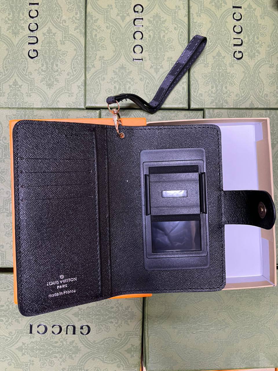 Pochette Telephone Louis Vuitton