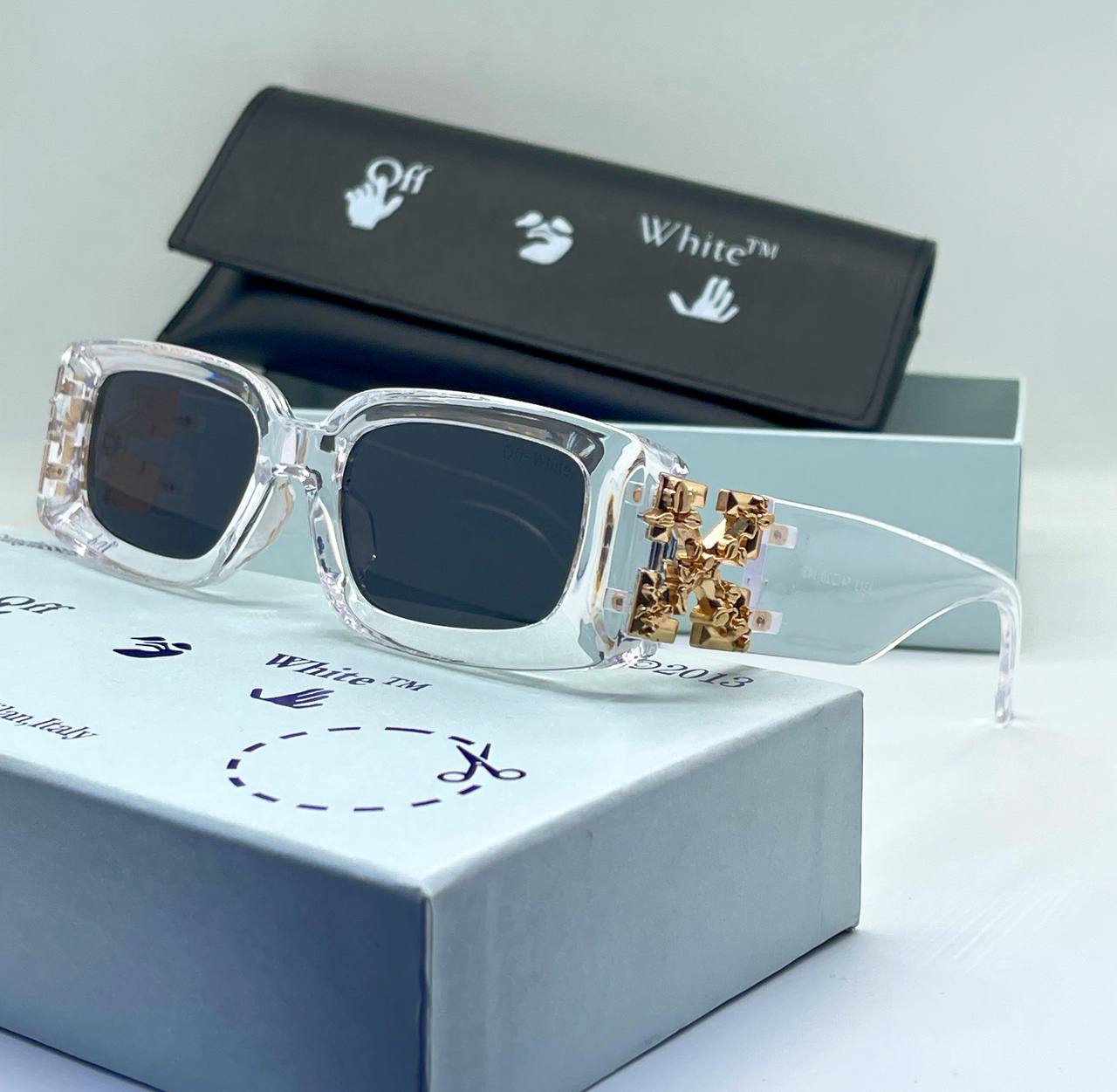 Lunette Solaire OffWhite Avec Boite