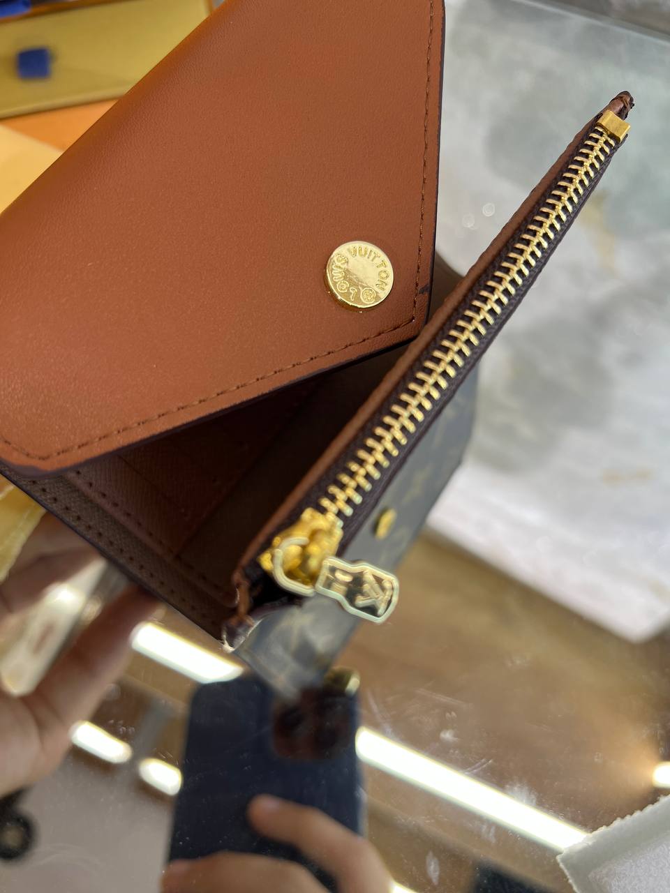 Porte feuille Louis Vuitton en Couleurs