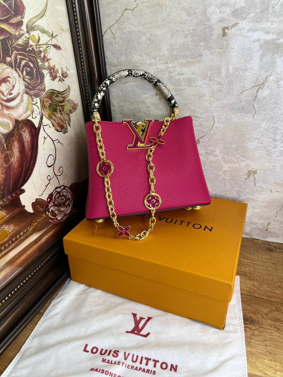 Sac Louis Vuitton Capuccine LV7320