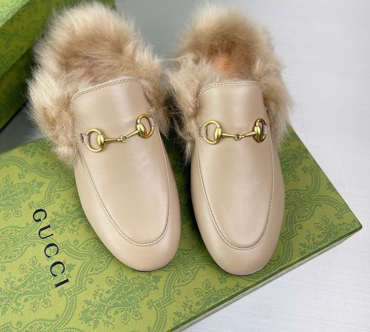 Mule Gucci Princetown en Vrai Cuir et Fourrure