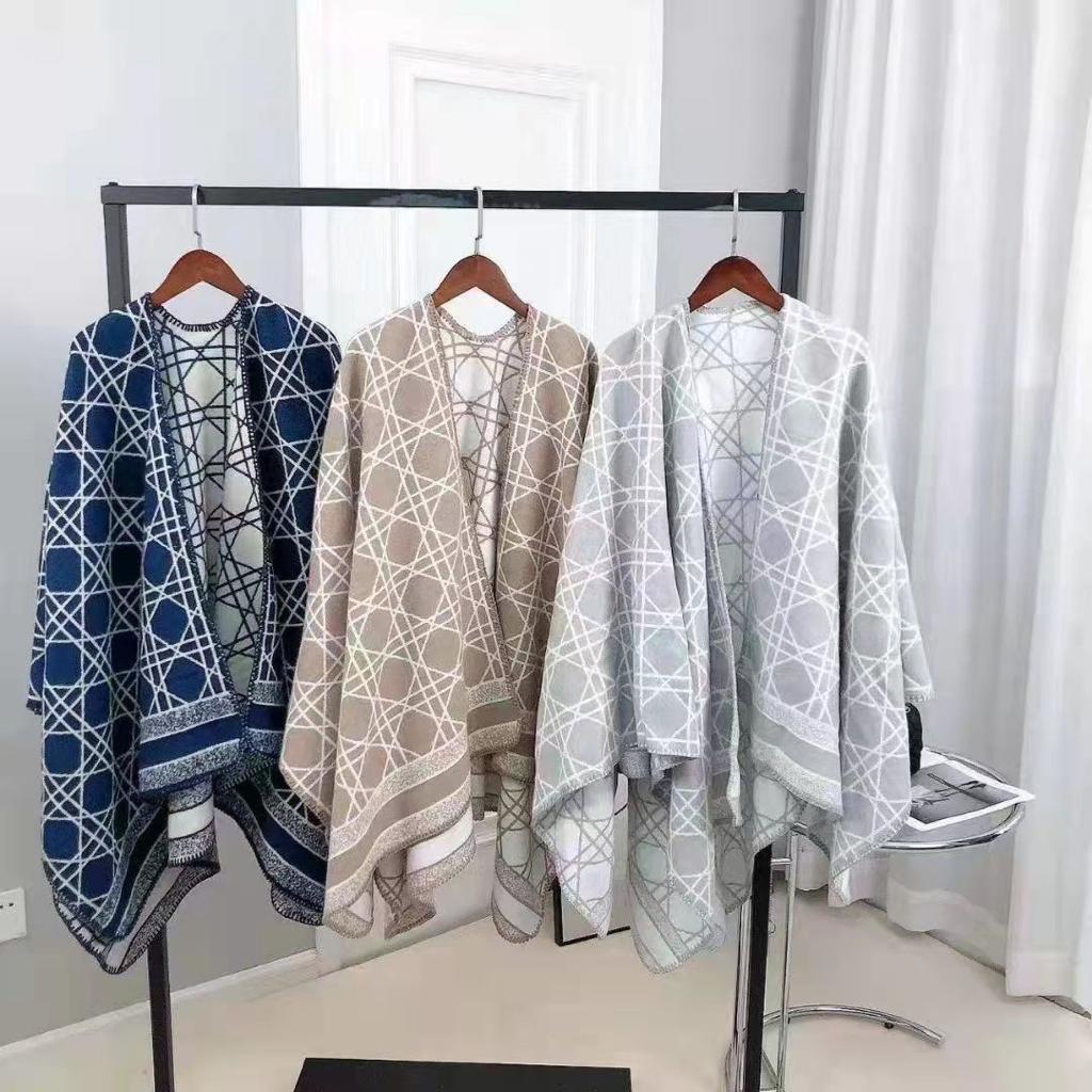 Châles Poncho Christian Dior en Cachemire