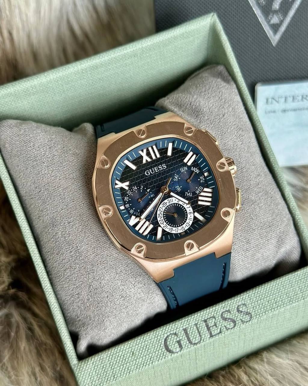 Montre Guess Homme a bracelet en Silicone Bleu
