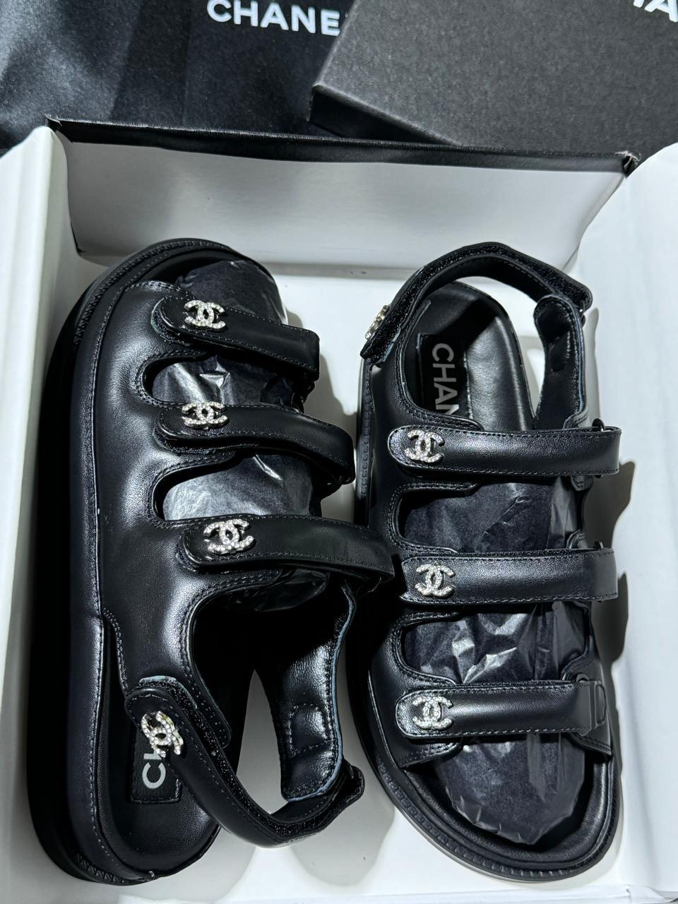 Sandale Chanel â Scratch en Vrai Cuir