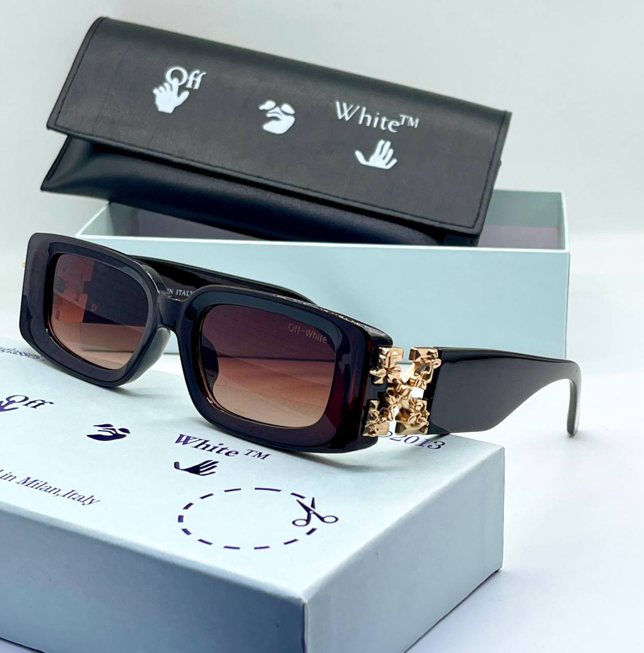 Lunette Solaire OffWhite Avec Boite