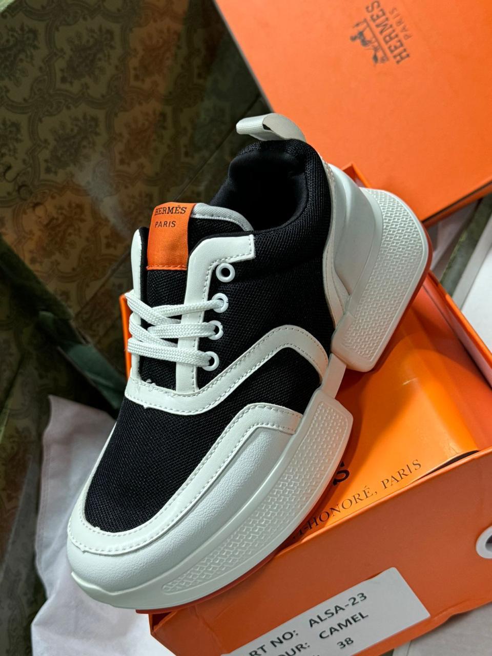 Sneakers Hermès en Couleurs