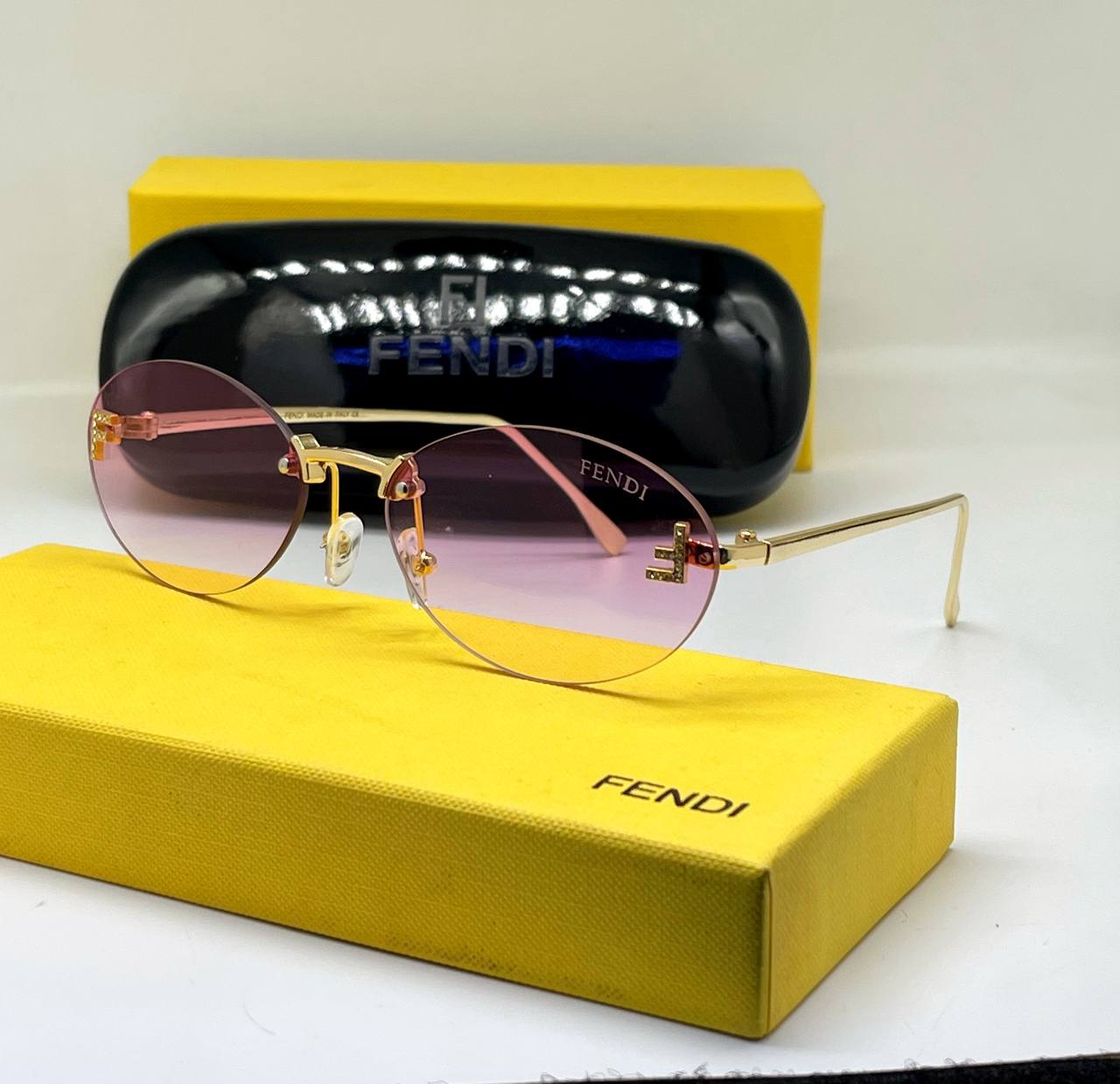 Lunette Solaire Fendi FN8790