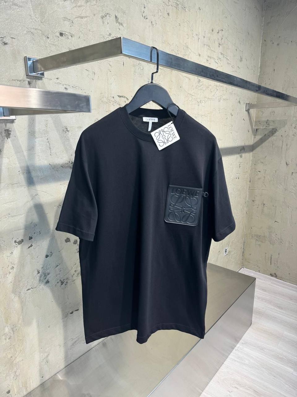 Une Selection de T Shirt Loewe en Coton