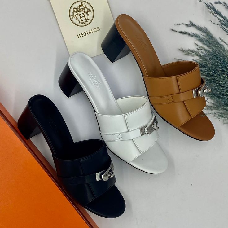 Sandale Hermès à talons En Vrai Cuir