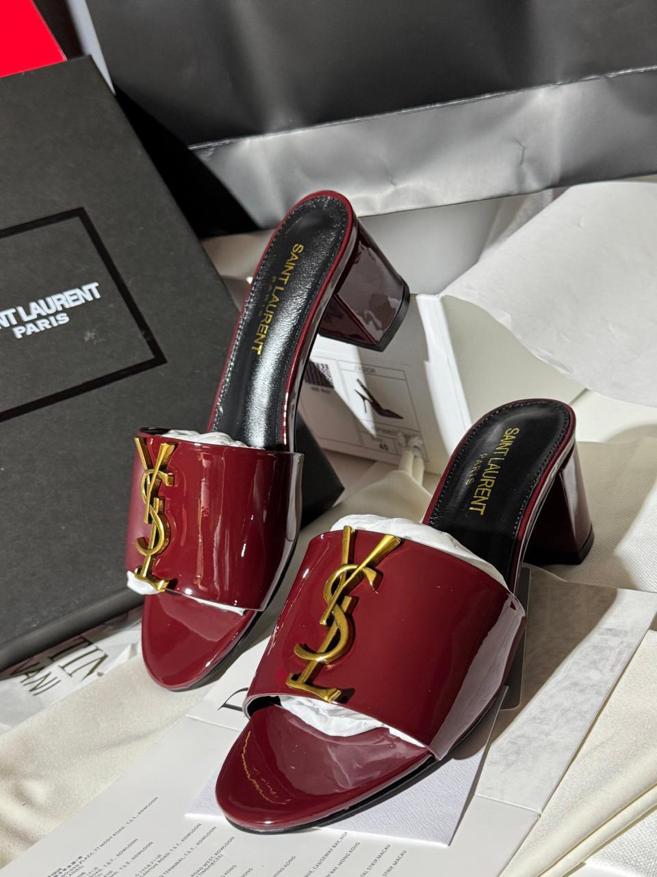 Sandale à talon Yves Saint Laurent