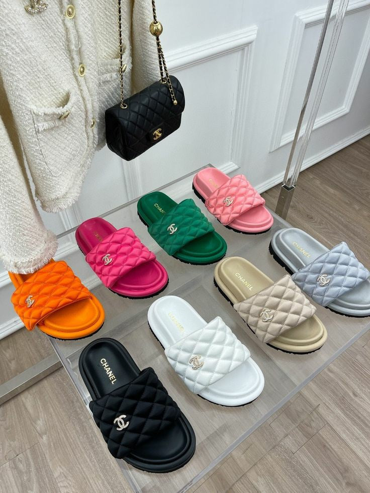 Sandale Chanel En Couleurs Cuir