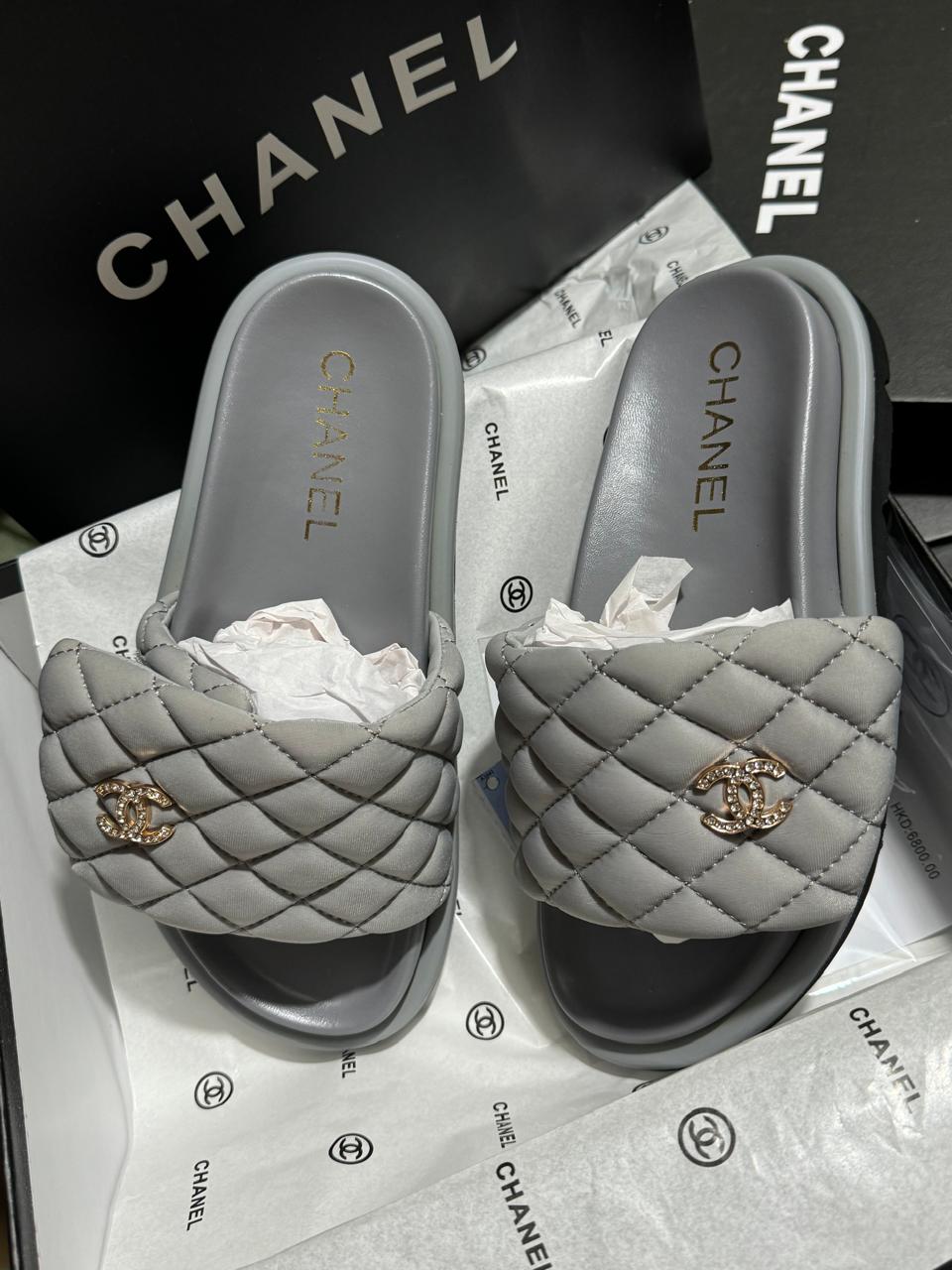 Sandale Chanel En Couleurs Cuir