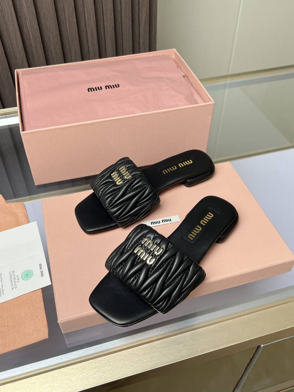 Sandale Matelassées Miu Miu