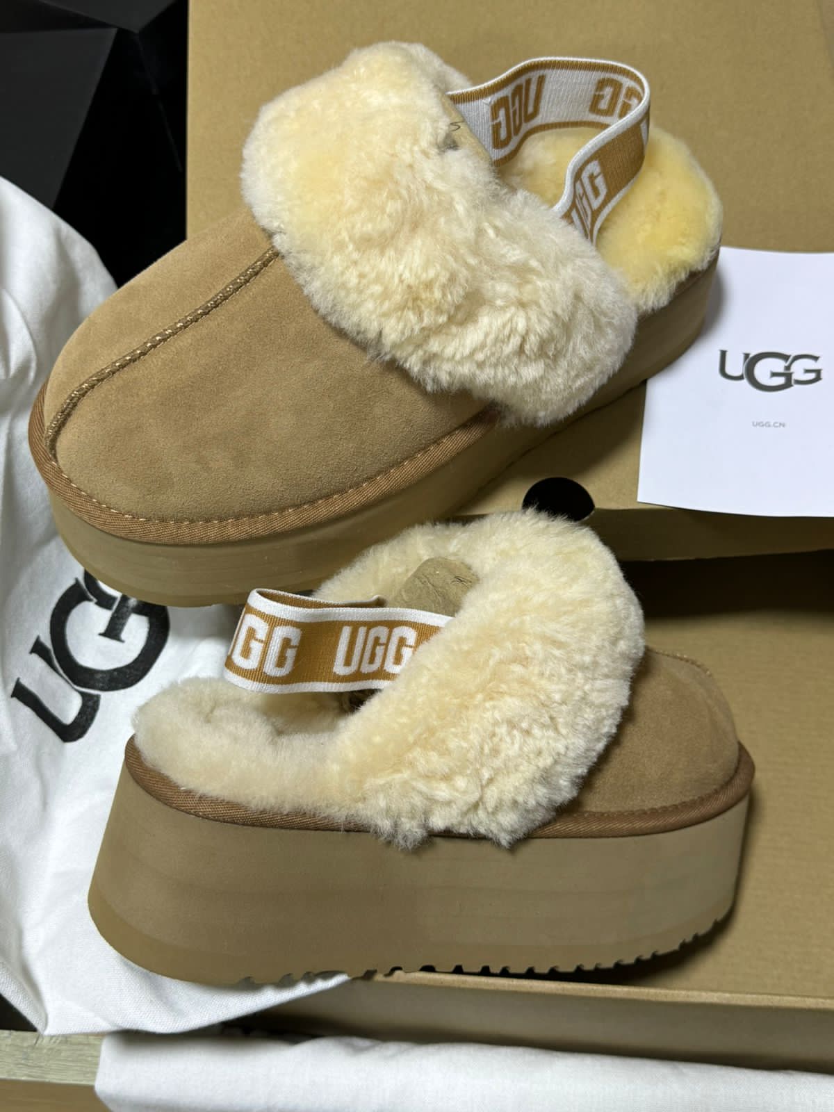 Pantoufle UGG Tendance