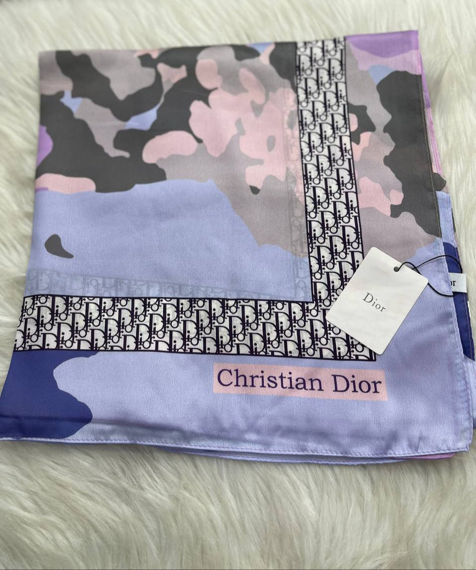 Châle Christian Dior Semi Soie CD3421
