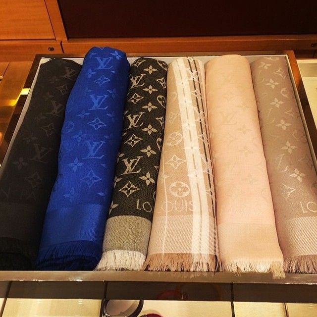 Châle Chic Louis Vuitton en Fils