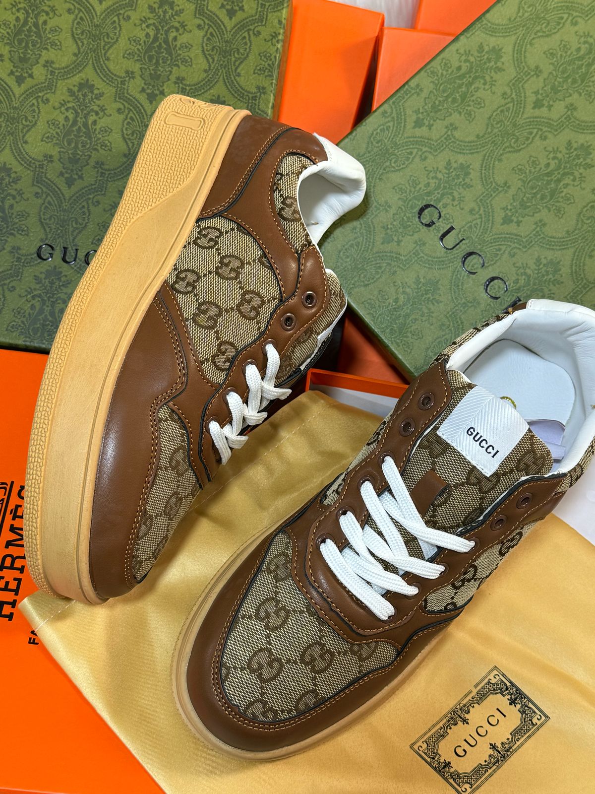 Sneakers Gucci Homme en Simili Cuir