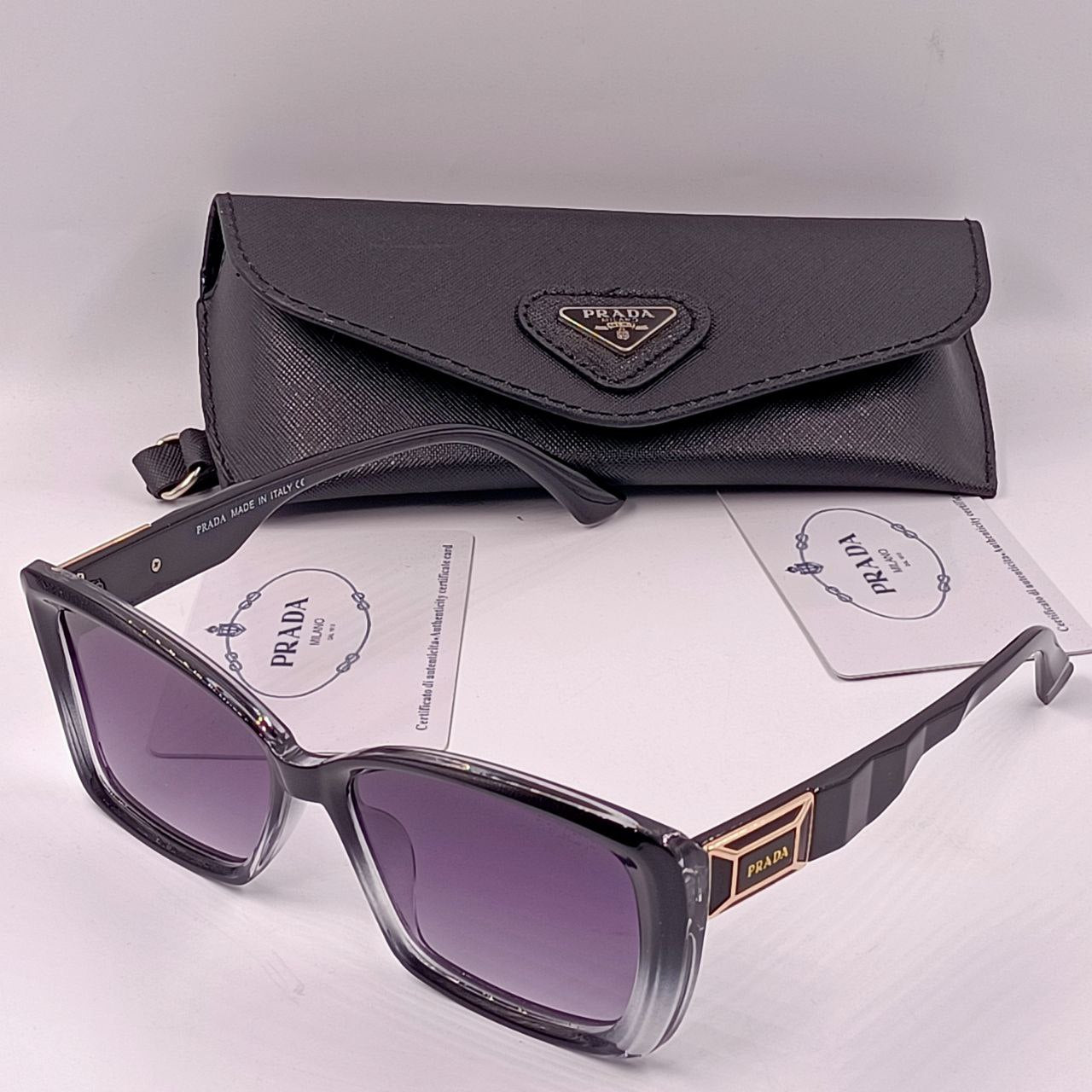 Lunette Solaire Prada UVB PR10zS