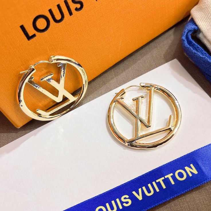 Boucle Louis Vuitton en Acier Inoxydable