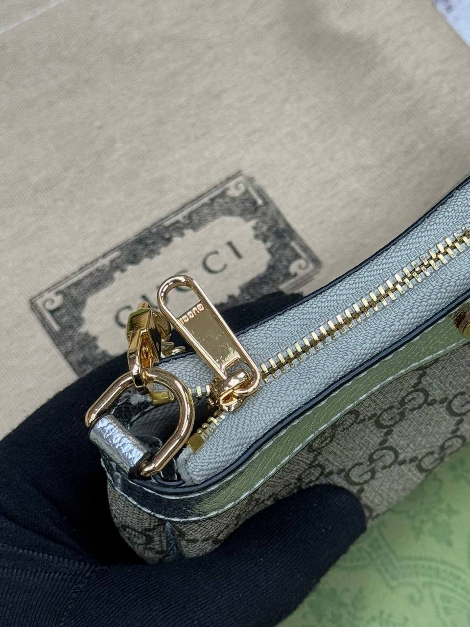Sac Chic Gucci à détail Argenté