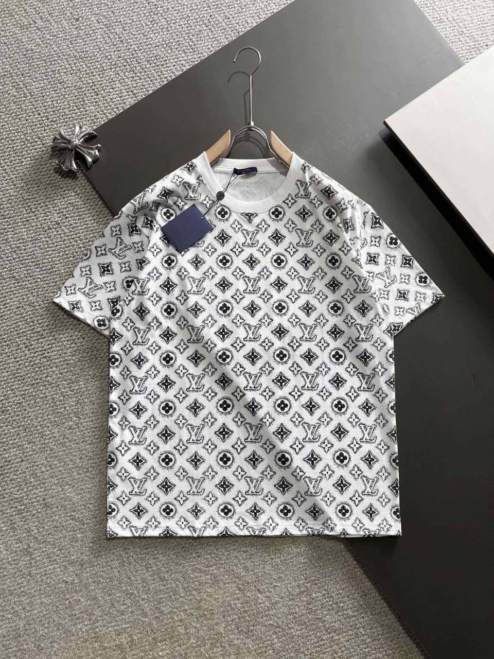 T shirt Louis Vuitton Monogramme en Coton LV1242